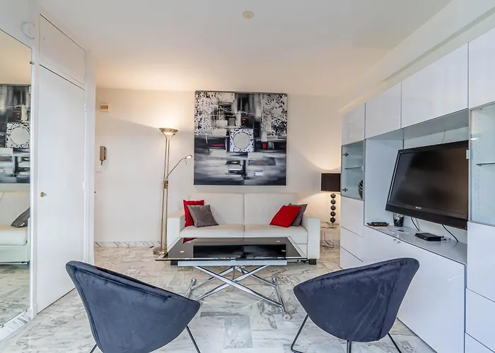 Cozy Studio In The Heart Of Cannes - Near Sea